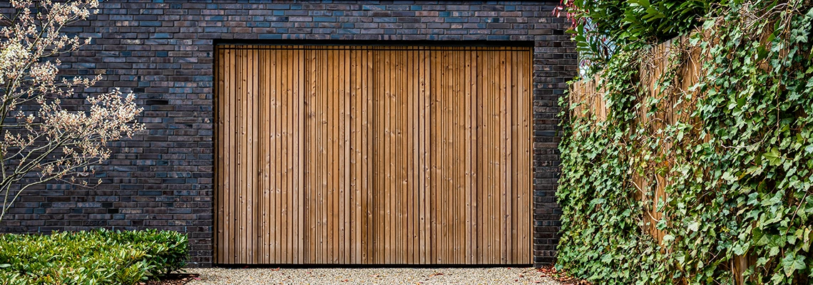 Amarr Traditional Garage Doors Tracks Repair in Cicero